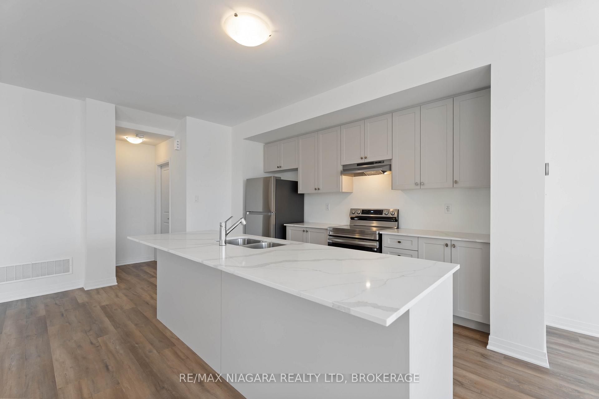 Photo 8 of 12 Feather Road, Welland, Dain City — HOMEH