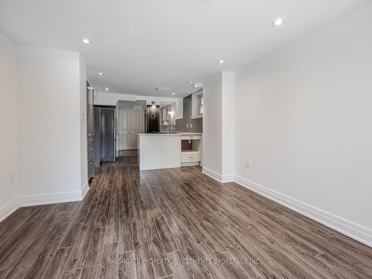Photo 3 of Unit Bsmt, 170 Ennerdale Road, Toronto, Caledonia-Fairbank — HOMEH