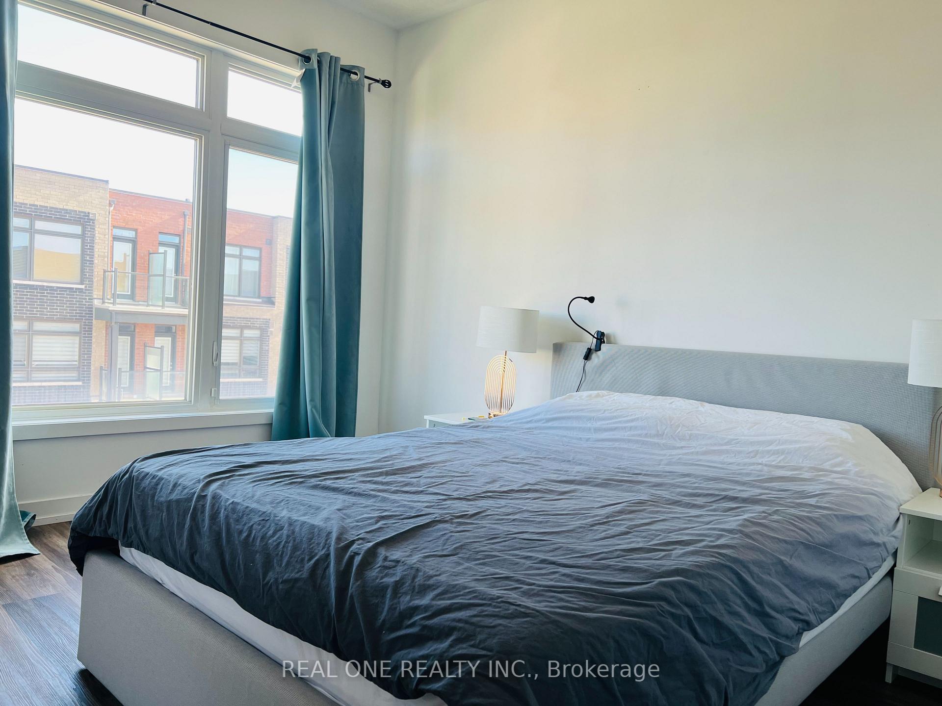 Photo 8 of 271 Dalhousie Street, Vaughan, Vaughan Grove — HOMEH
