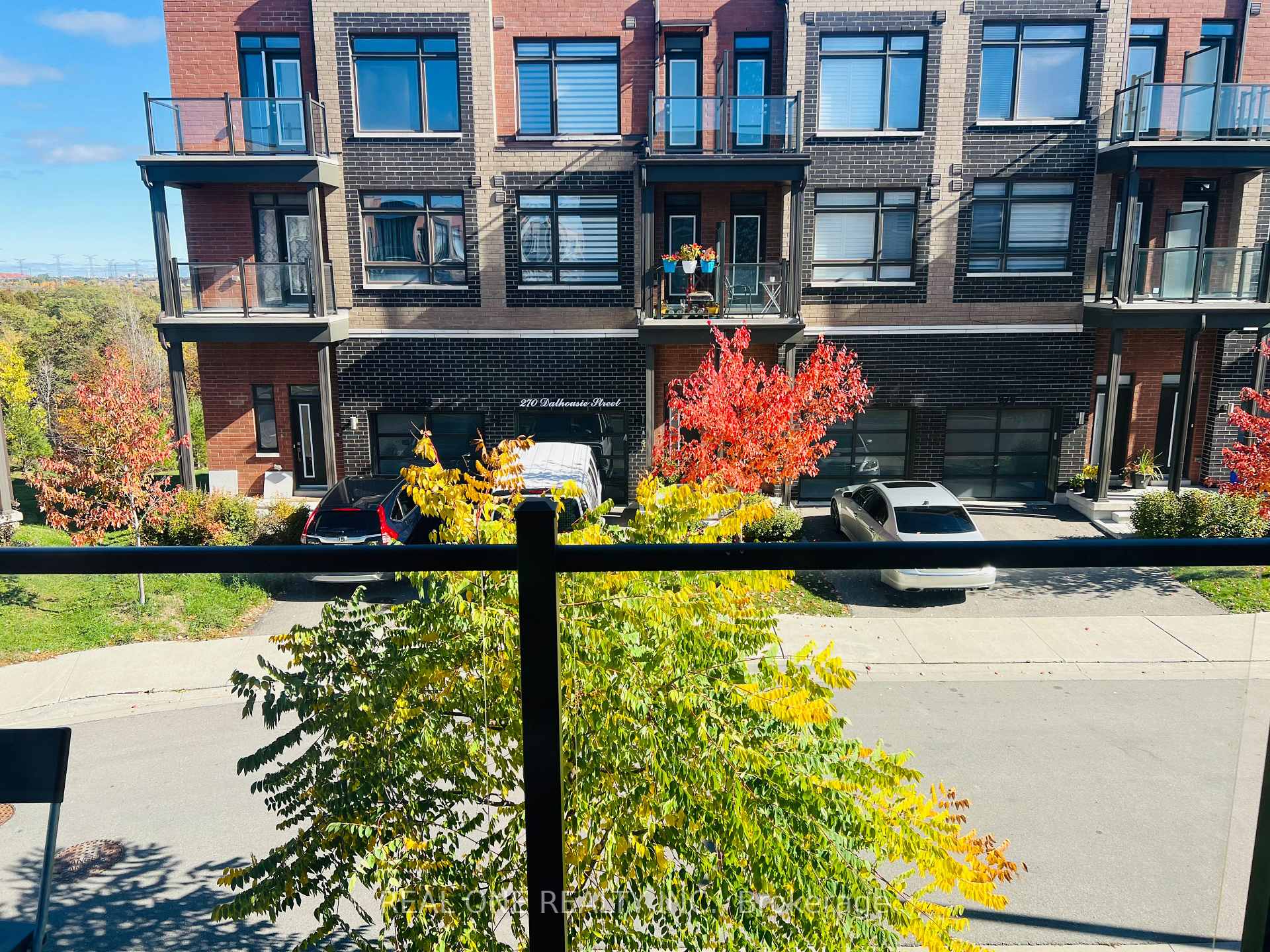 Photo 19 of 271 Dalhousie Street, Vaughan, Vaughan Grove — HOMEH