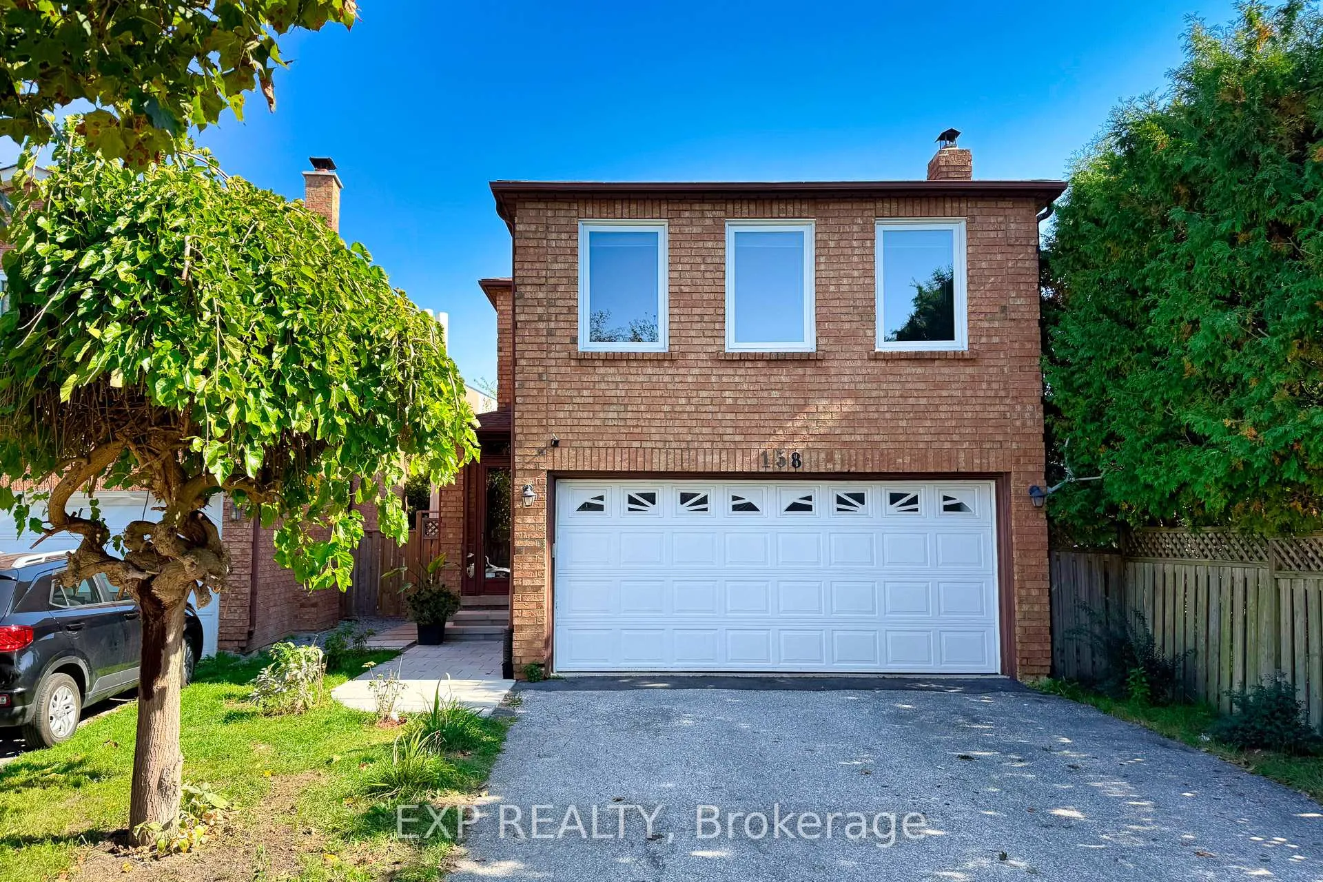 Photo 1 of 158 Millcroft Way N, Vaughan, Brownridge — HOMEH