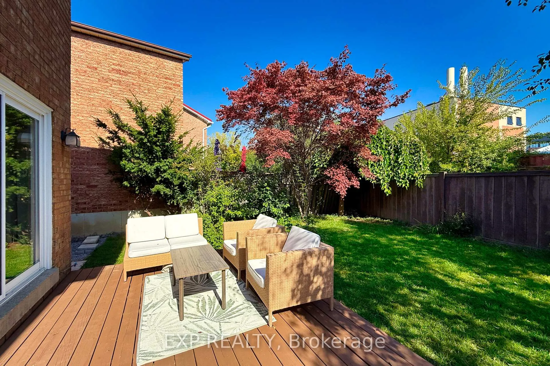 Photo 18 of 158 Millcroft Way N, Vaughan, Brownridge — HOMEH