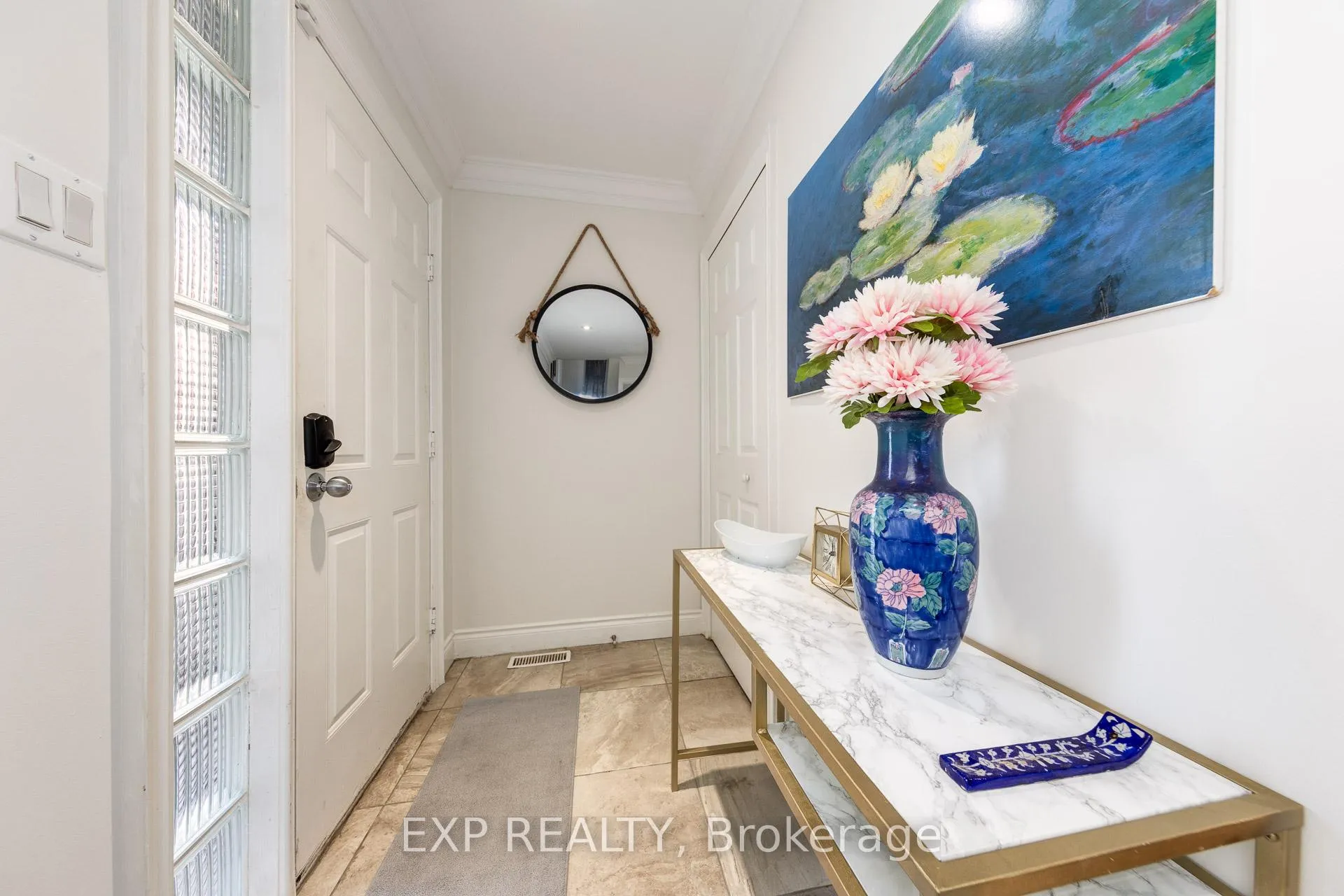 Photo 19 of 158 Millcroft Way N, Vaughan, Brownridge — HOMEH