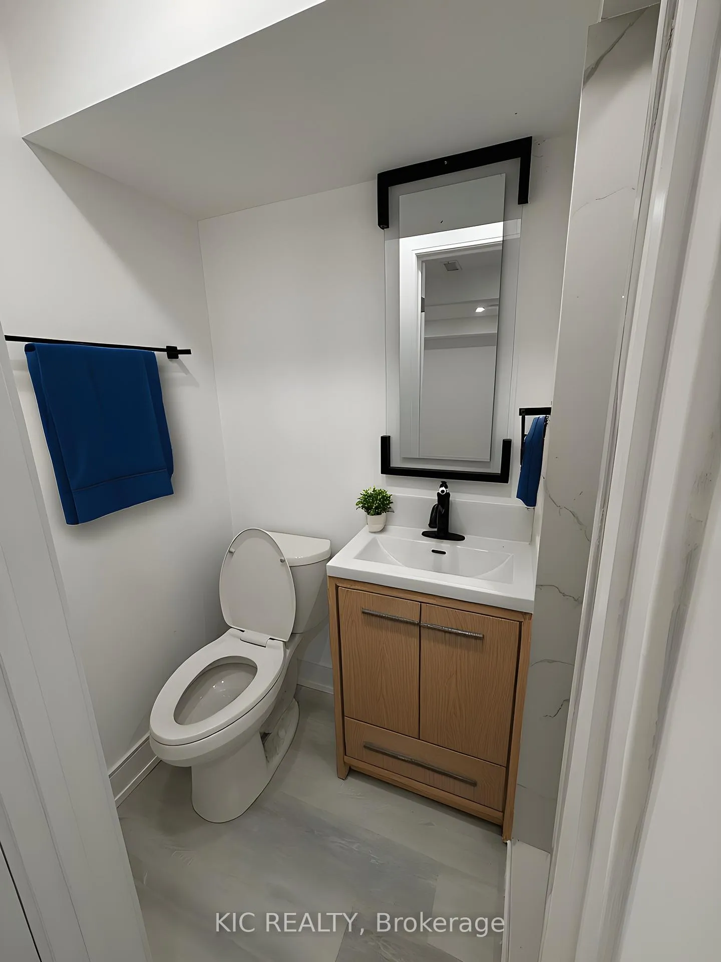 Photo 13 of Unit Lower Level, 213 Equator Crescent, Vaughan, Vellore Village — HOMEH
