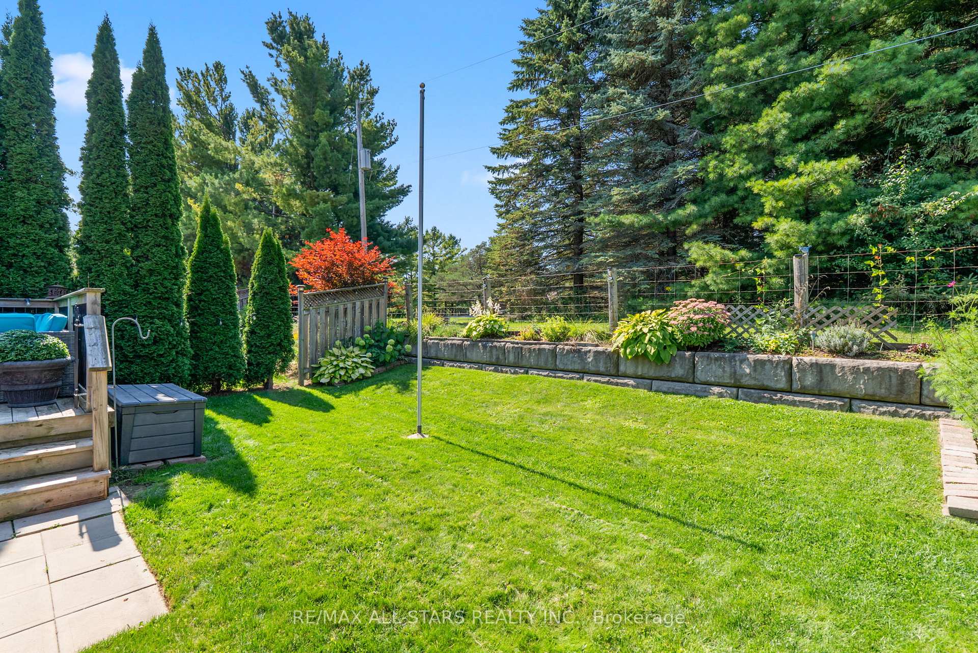 Photo 4 of 16 Norm Goodspeed Drive, Uxbridge — HOMEH
