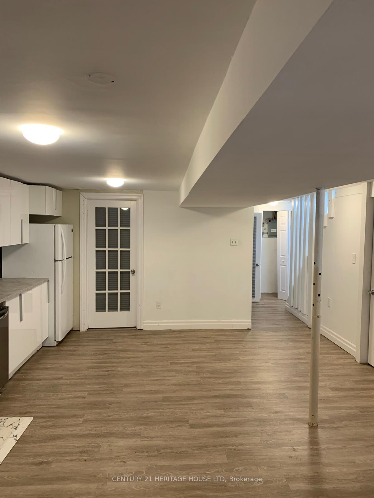 Photo 3 of Unit LOWER, 657A Silverbirch Road, Waterloo, Lakeshore Village — HOMEH