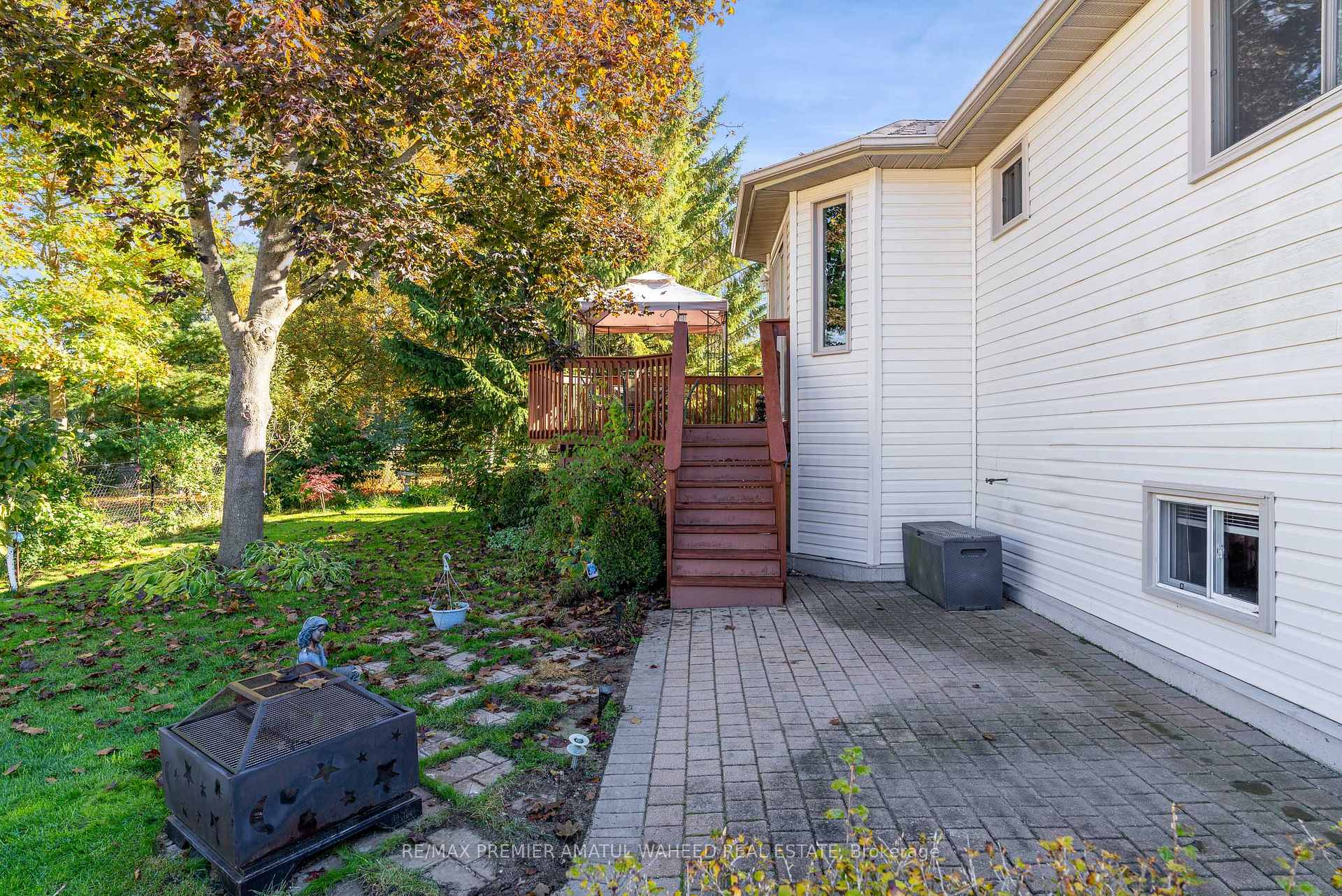 Photo 6 of 15 Bush Crescent, Wasaga Beach — HOMEH