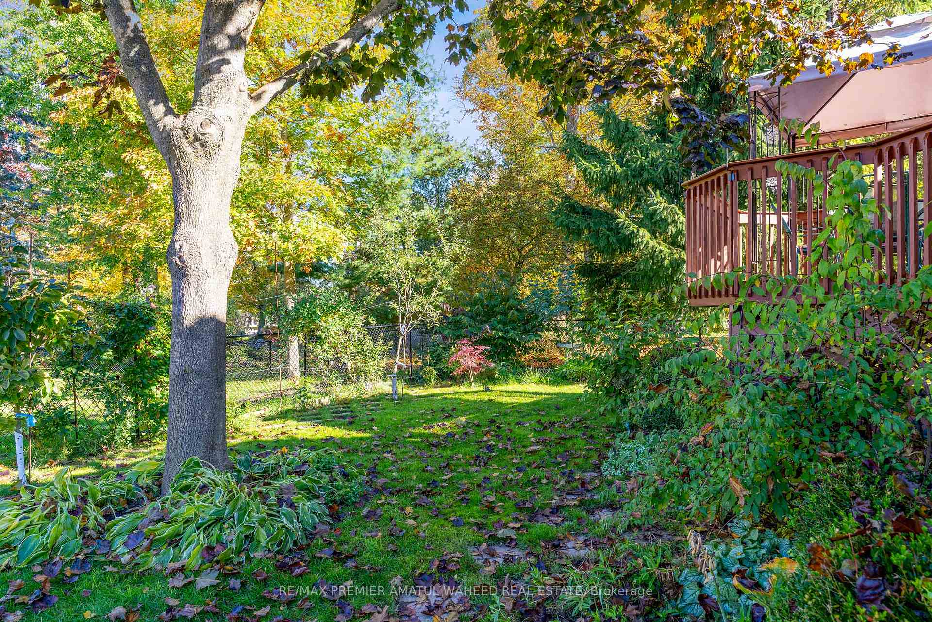 Photo 10 of 15 Bush Crescent, Wasaga Beach — HOMEH