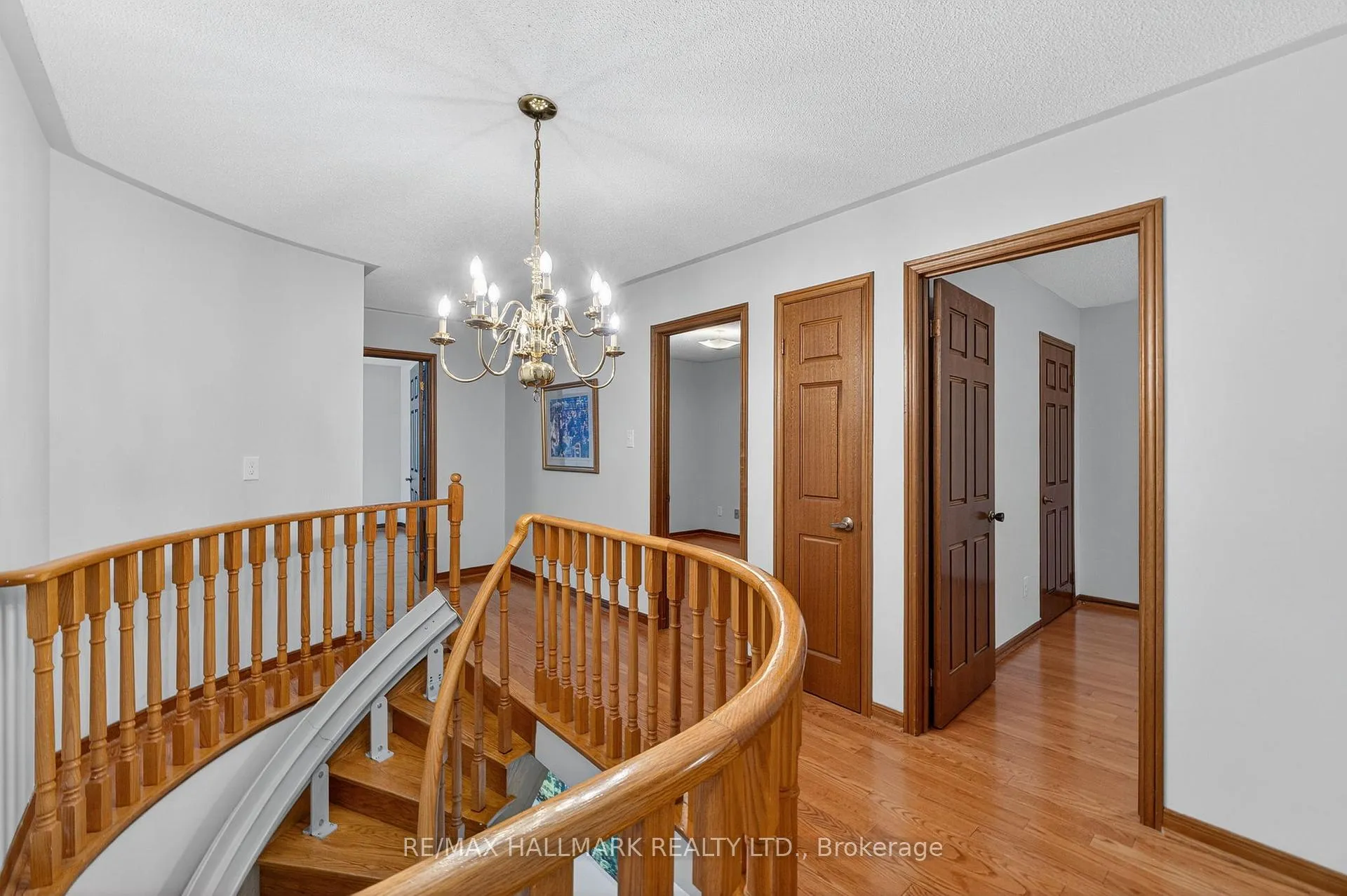 Photo 31 of 101 Embassy Drive, Vaughan, East Woodbridge — HOMEH