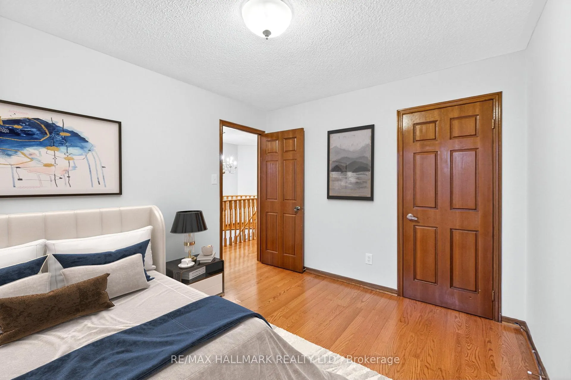 Photo 39 of 101 Embassy Drive, Vaughan, East Woodbridge — HOMEH