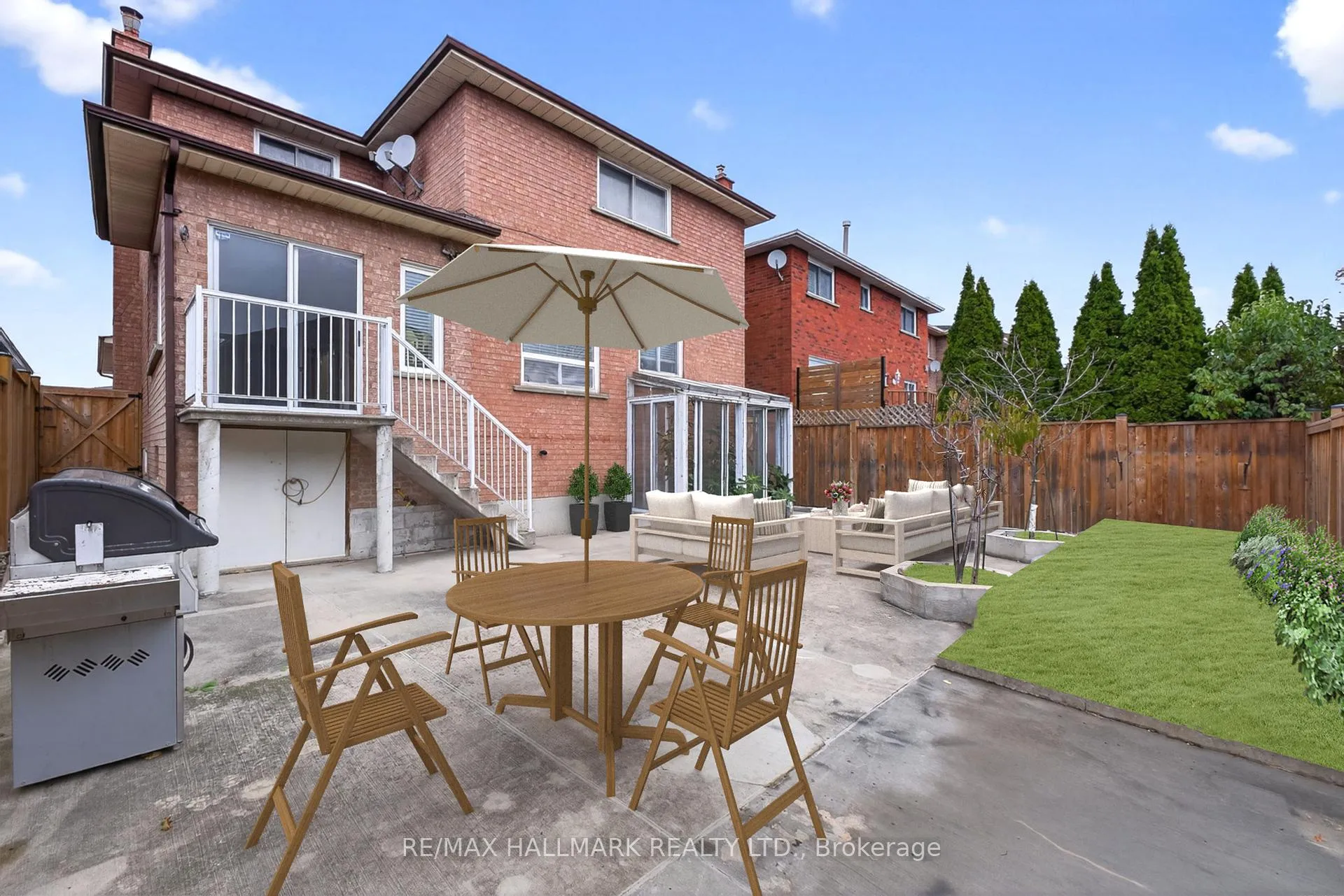 Photo 47 of 101 Embassy Drive, Vaughan, East Woodbridge — HOMEH