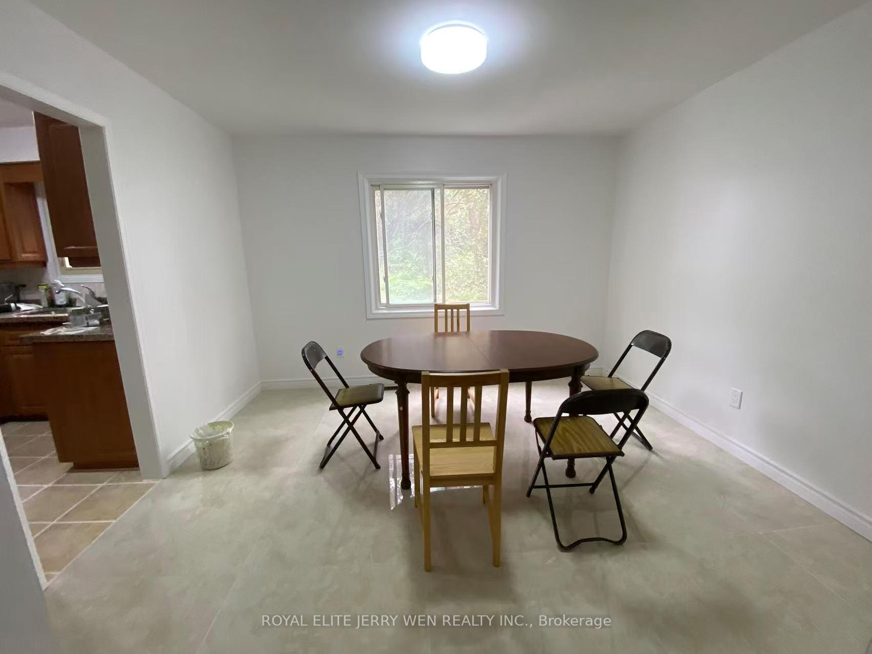 Photo 3 of 419 Stillmeadow Circle, Waterloo, Upper Beechwood — HOMEH