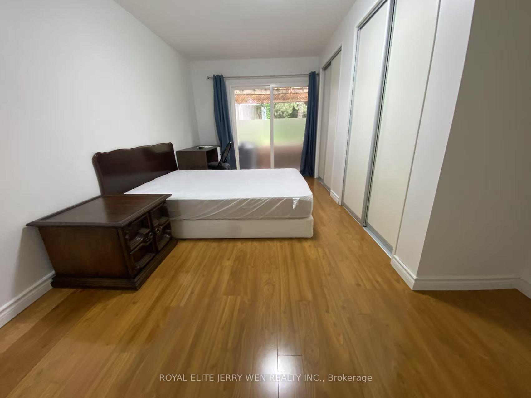 Photo 6 of 419 Stillmeadow Circle, Waterloo, Upper Beechwood — HOMEH