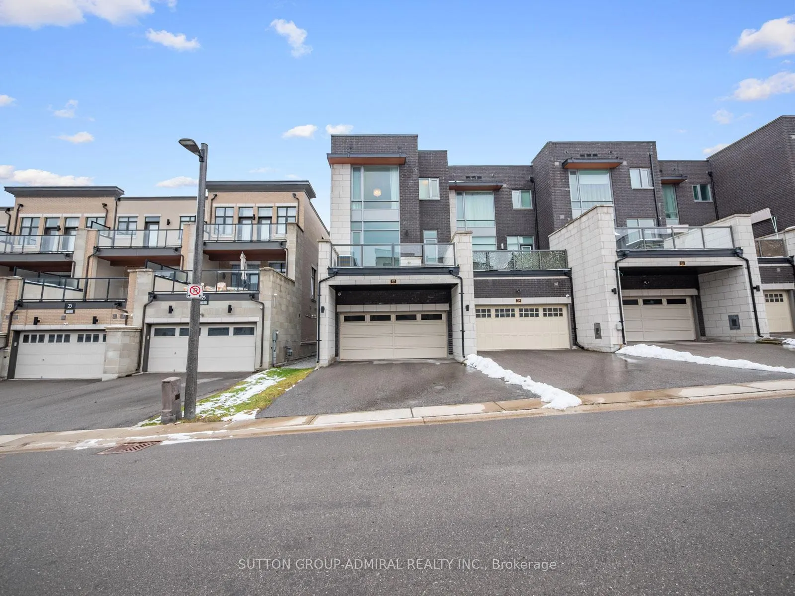 Photo 29 of 27 Adaskin Avenue, Vaughan, Patterson — HOMEH
