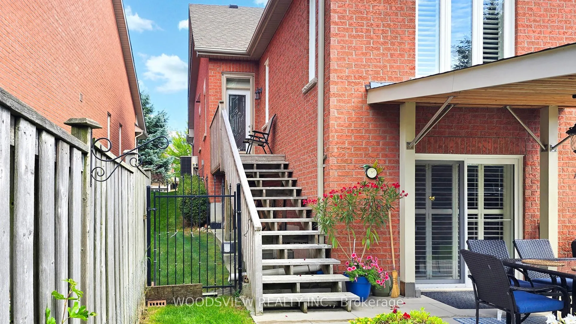 Photo 40 of 60 Joseph Street, Uxbridge — HOMEH