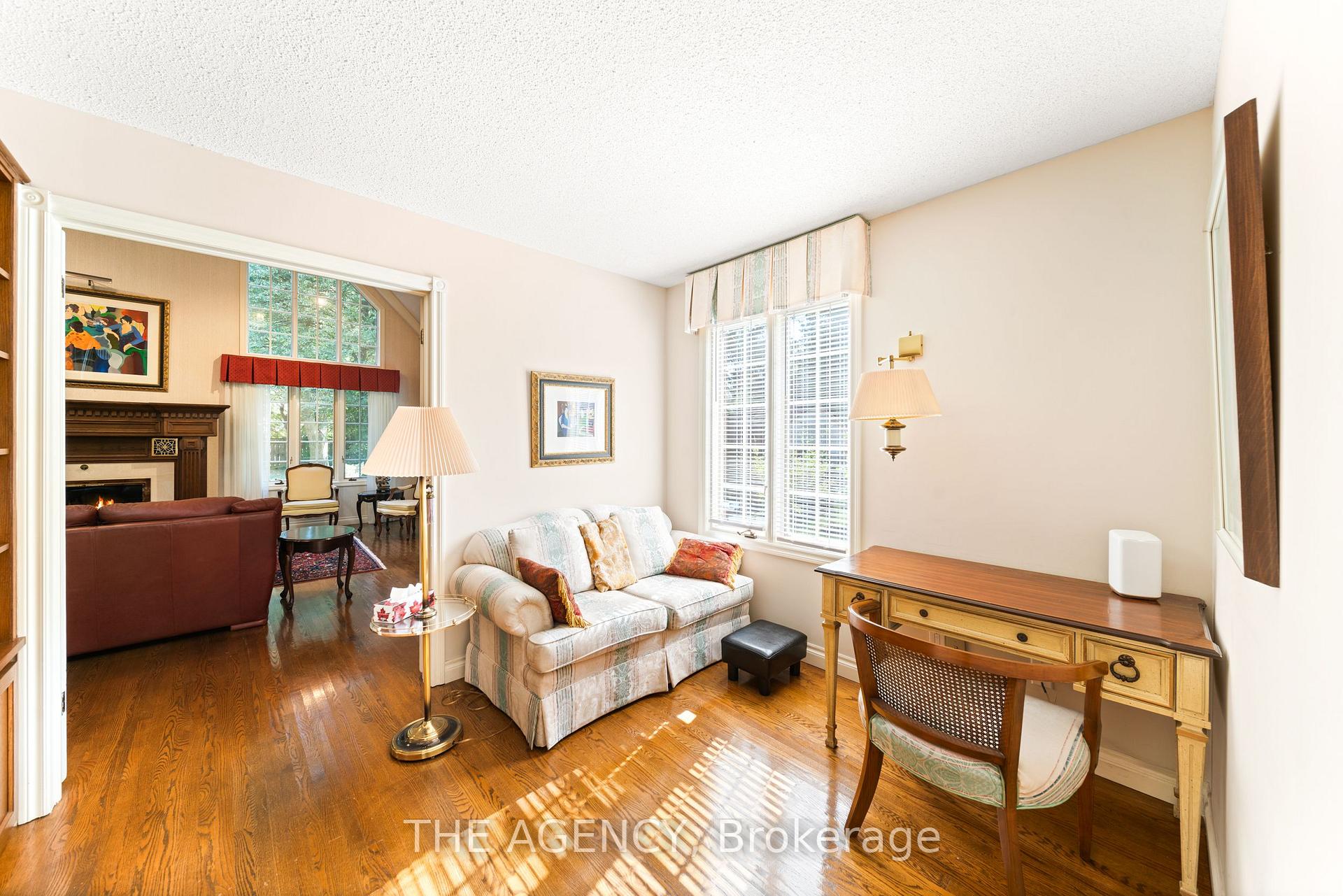 Photo 13 of 462 Winchester Drive, Waterloo — HOMEH