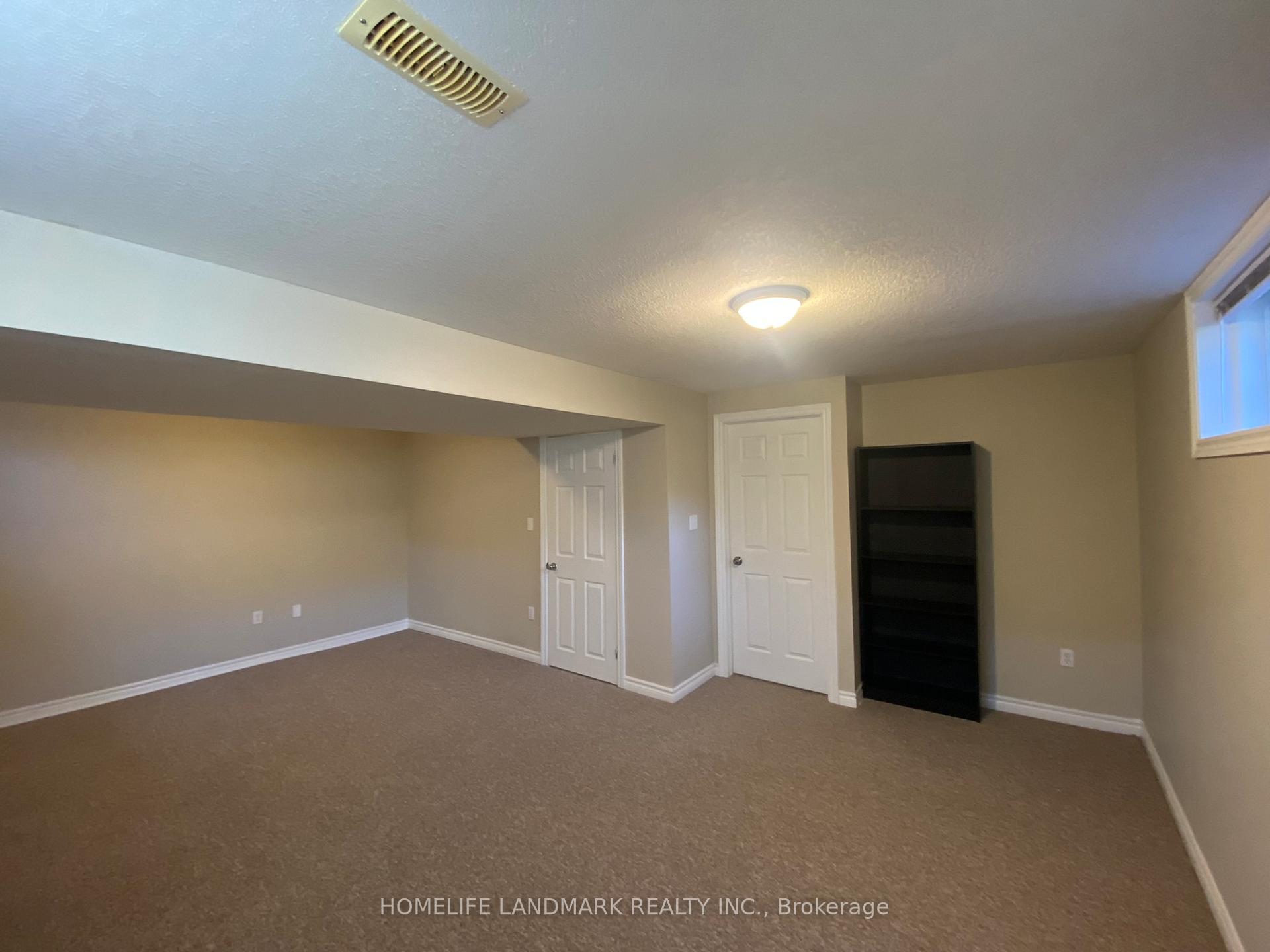 Photo 17 of 573 Chablis Drive, Waterloo — HOMEH
