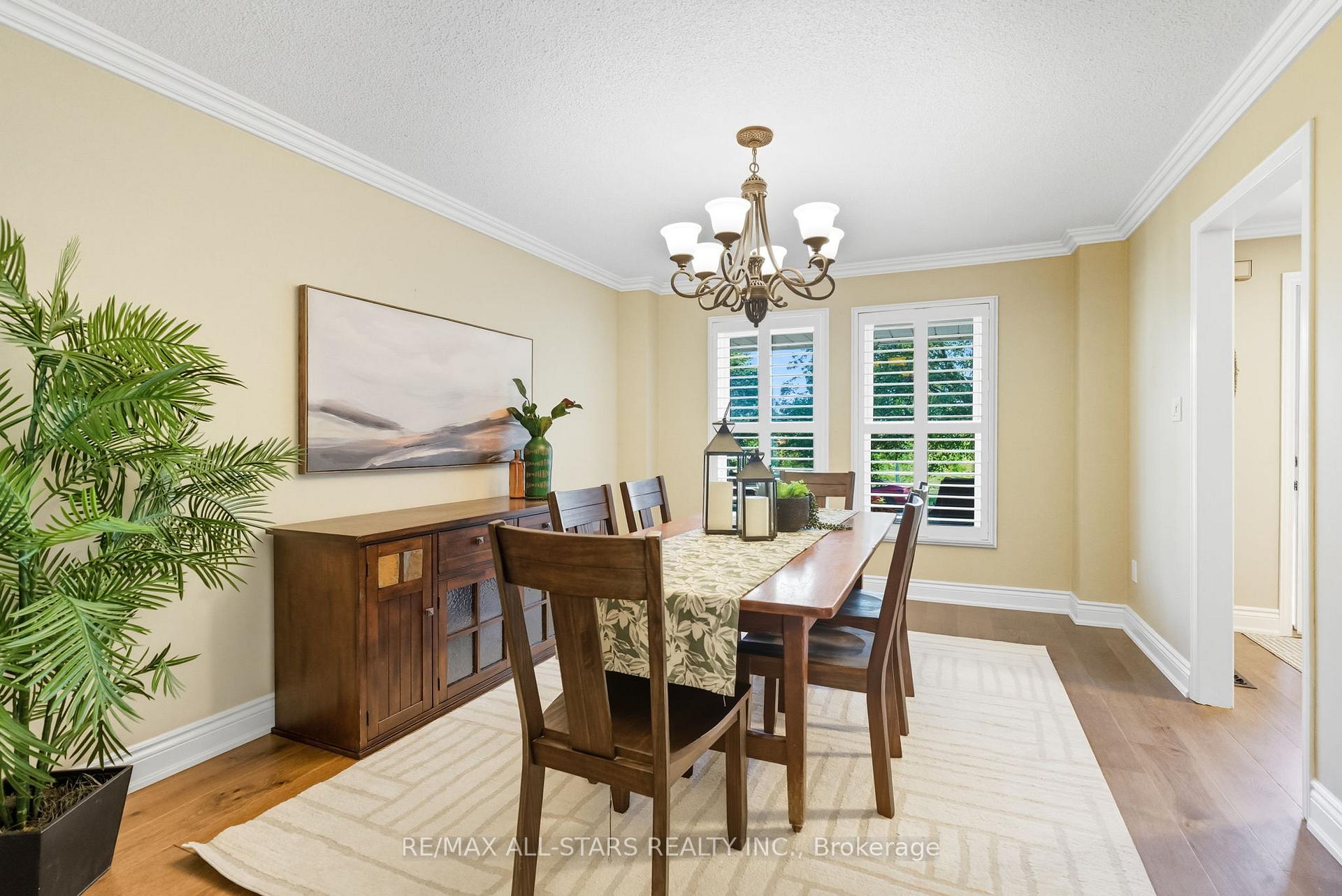 Photo 14 of 23 Bolton Drive, Uxbridge — HOMEH