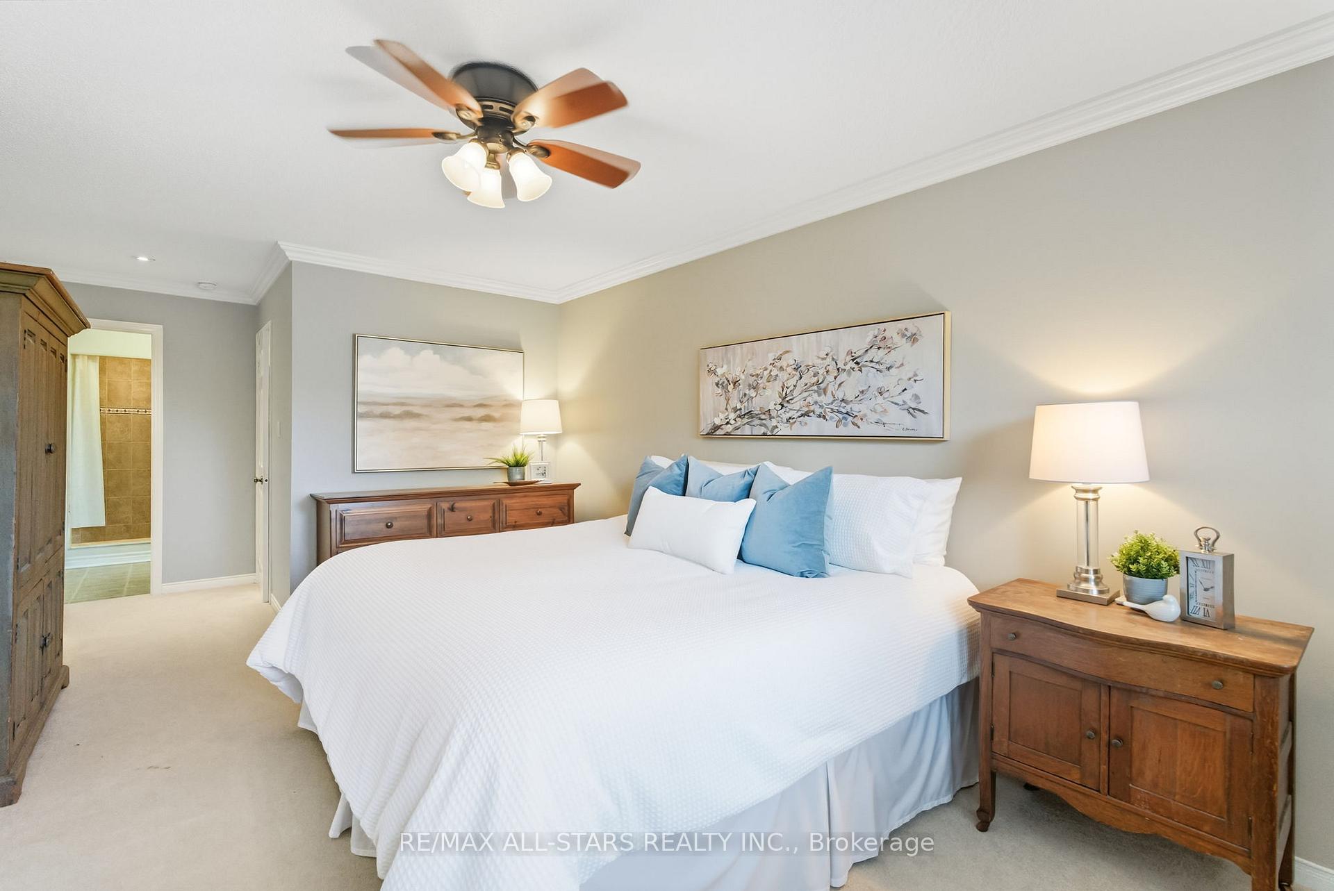 Photo 19 of 23 Bolton Drive, Uxbridge — HOMEH