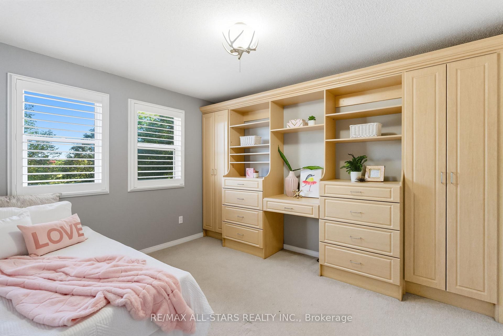 Photo 25 of 23 Bolton Drive, Uxbridge — HOMEH