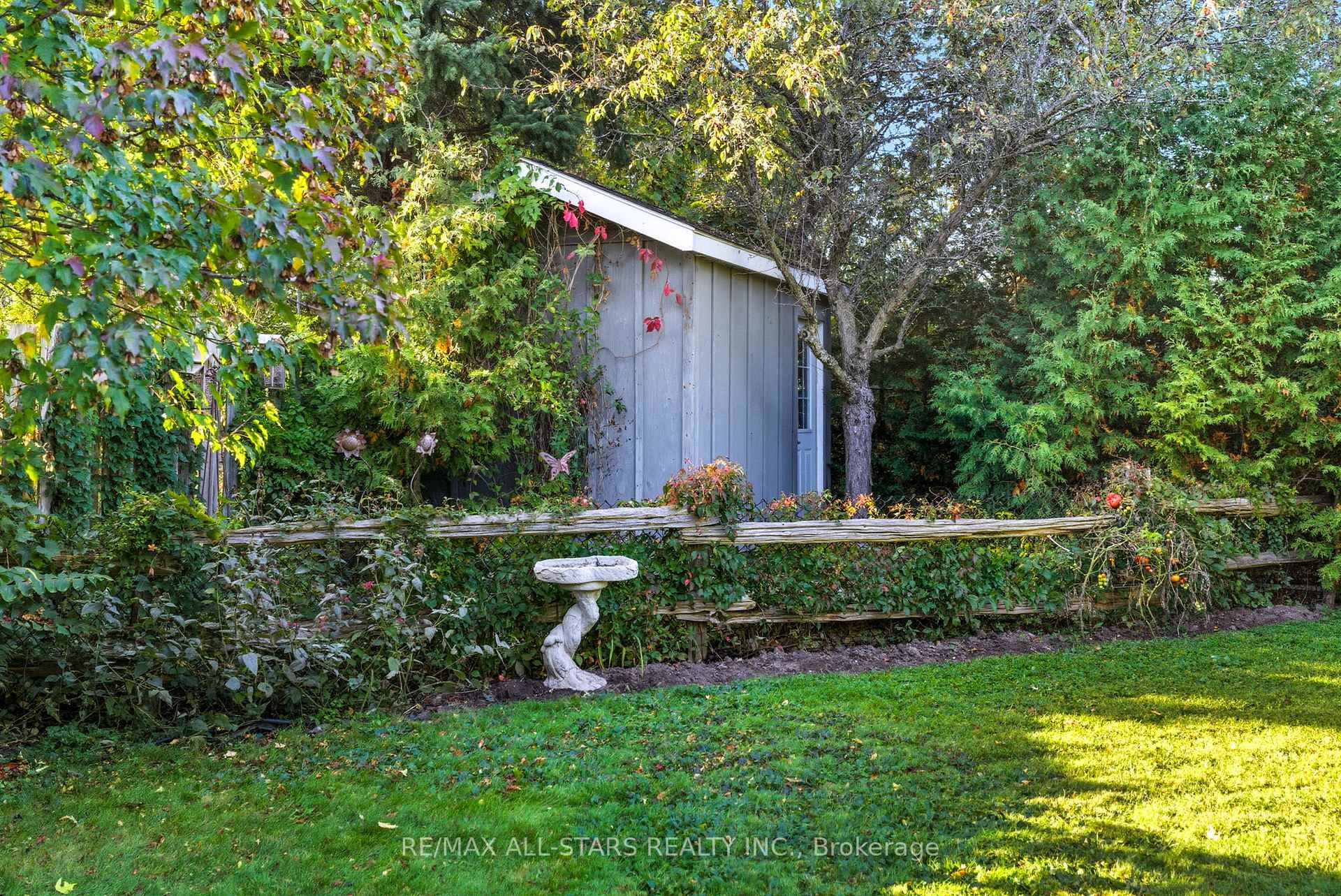 Photo 38 of 23 Bolton Drive, Uxbridge — HOMEH