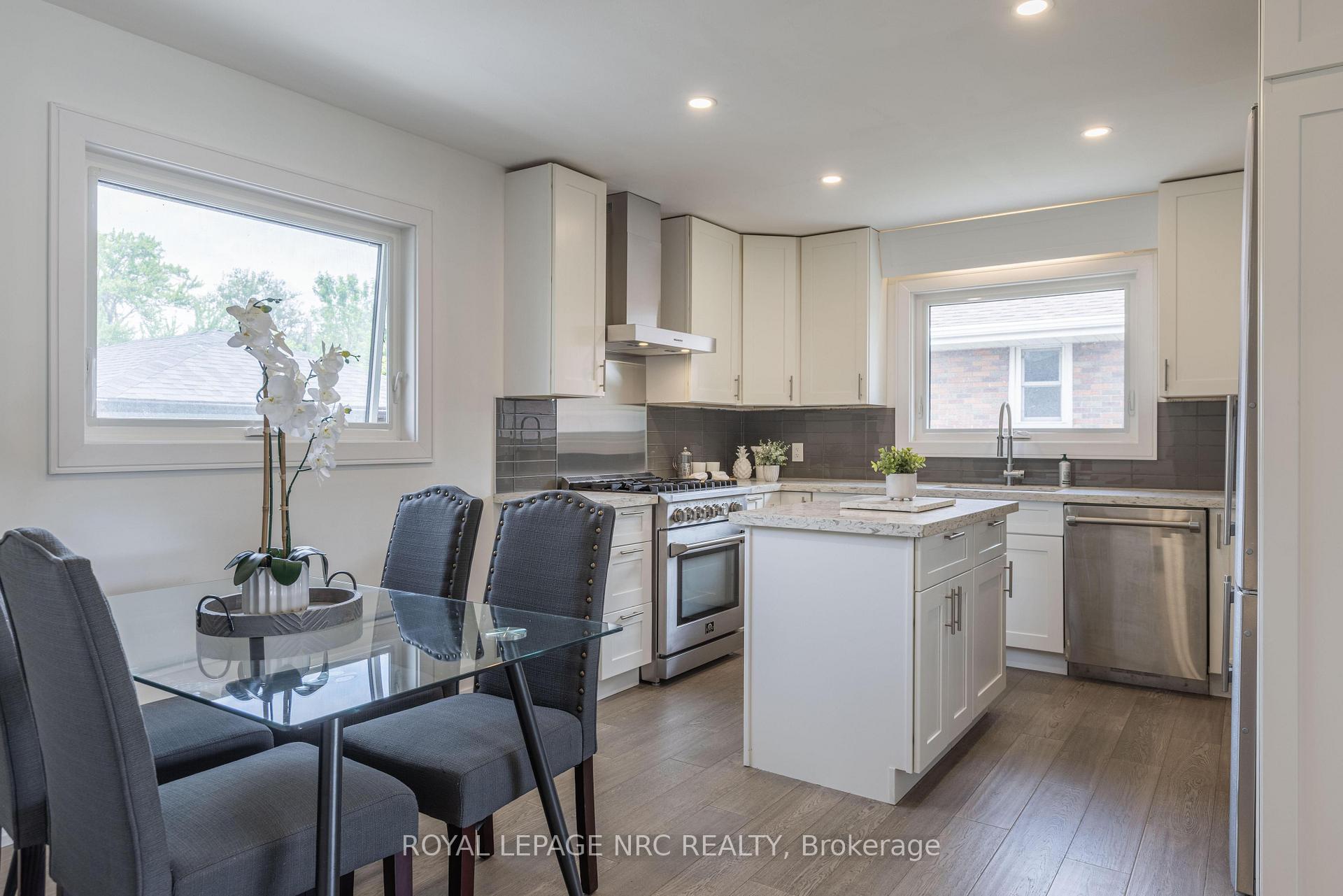 Photo 6 of 76 Second Street, Welland, Lincoln/Crowland — HOMEH