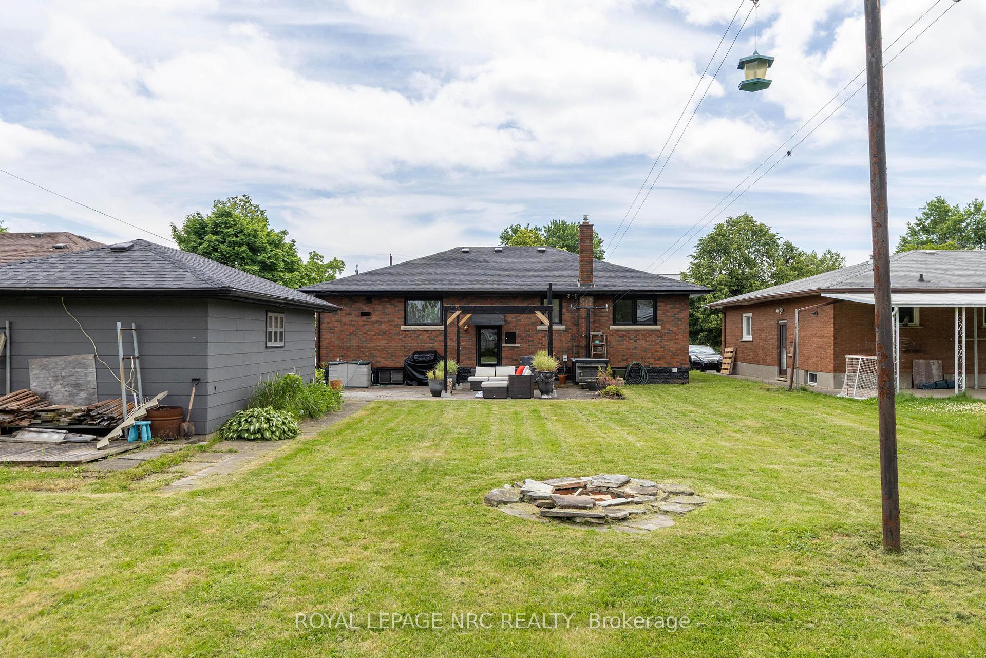 Photo 19 of 76 Second Street, Welland, Lincoln/Crowland — HOMEH