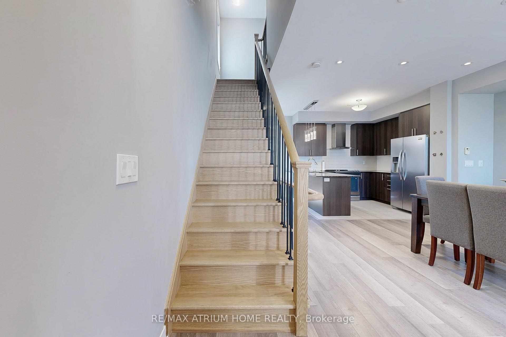 Photo 19 of 39 Torah Gate, Vaughan, Patterson — HOMEH