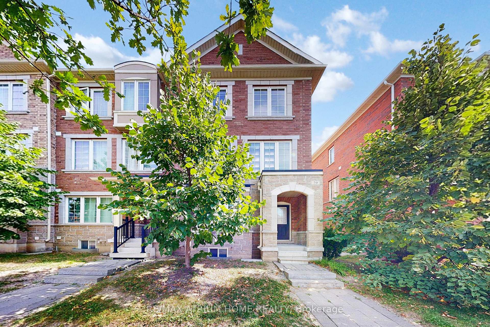 Photo 49 of 39 Torah Gate, Vaughan, Patterson — HOMEH