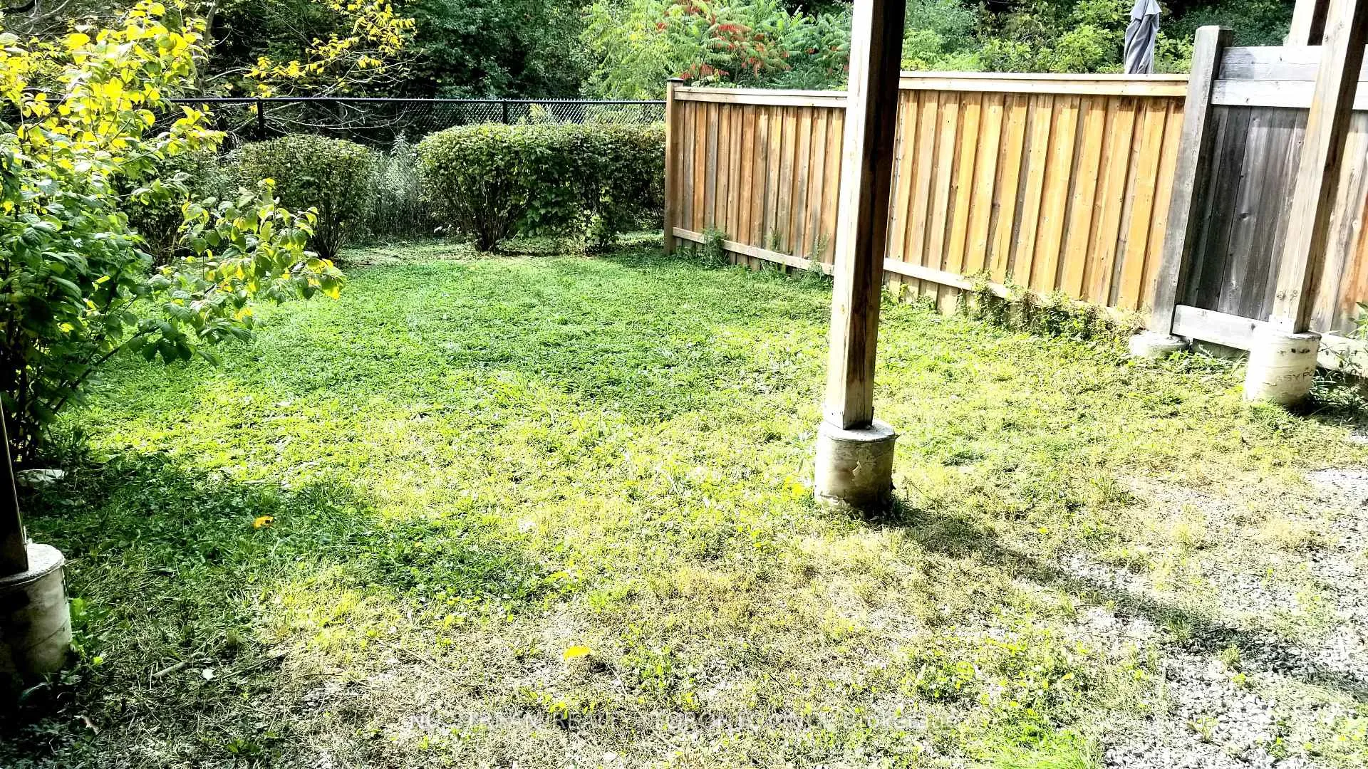 Photo 19 of 48 Crestridge Drive, Vaughan, Patterson — HOMEH