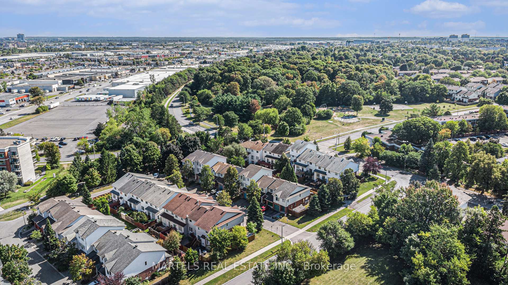 Photo 19 of 40 Santa Cruz Private, Ottawa, Riverview Park — HOMEH