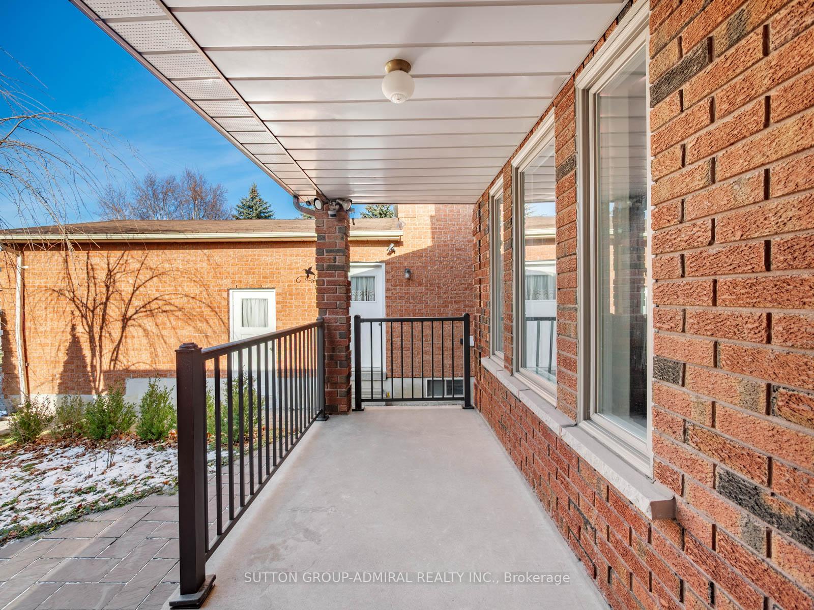 Photo 4 of 7 San Marko Place, Vaughan, East Woodbridge — HOMEH