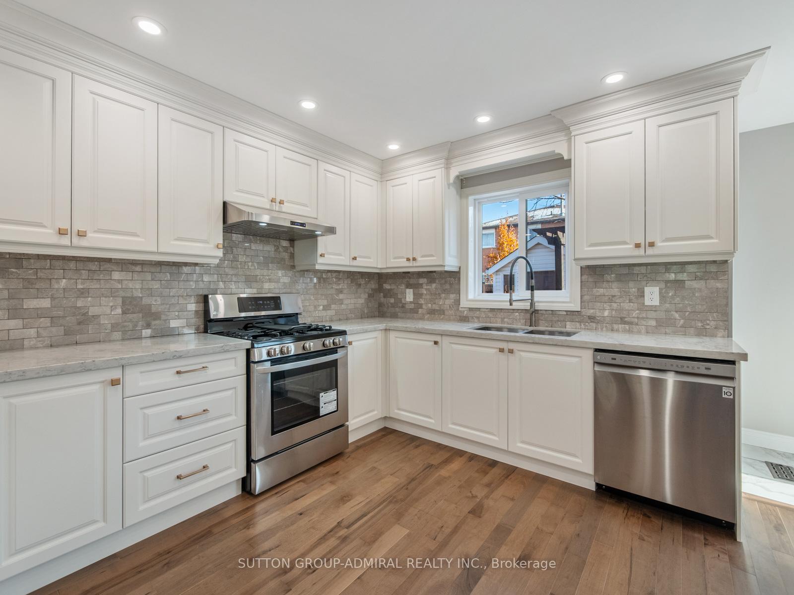 Photo 13 of 7 San Marko Place, Vaughan, East Woodbridge — HOMEH