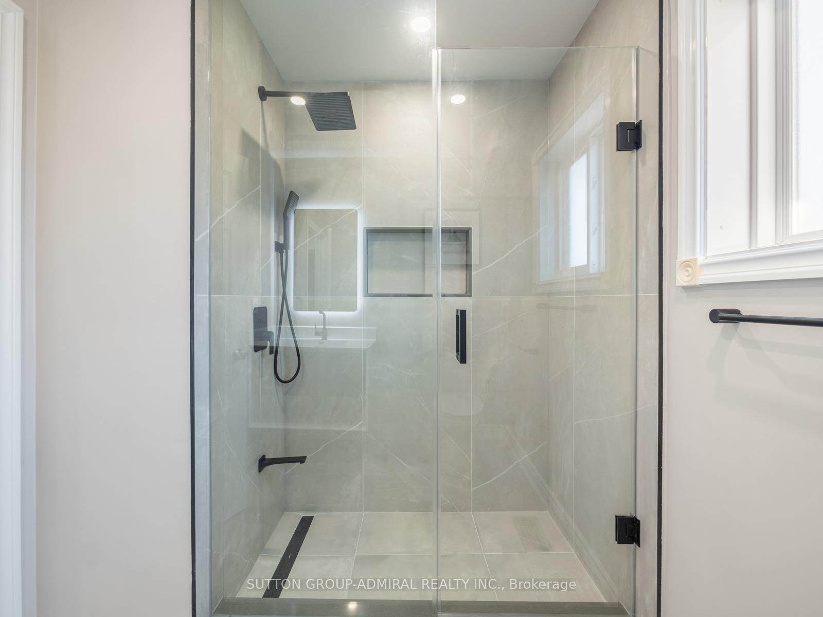Photo 35 of 7 San Marko Place, Vaughan, East Woodbridge — HOMEH