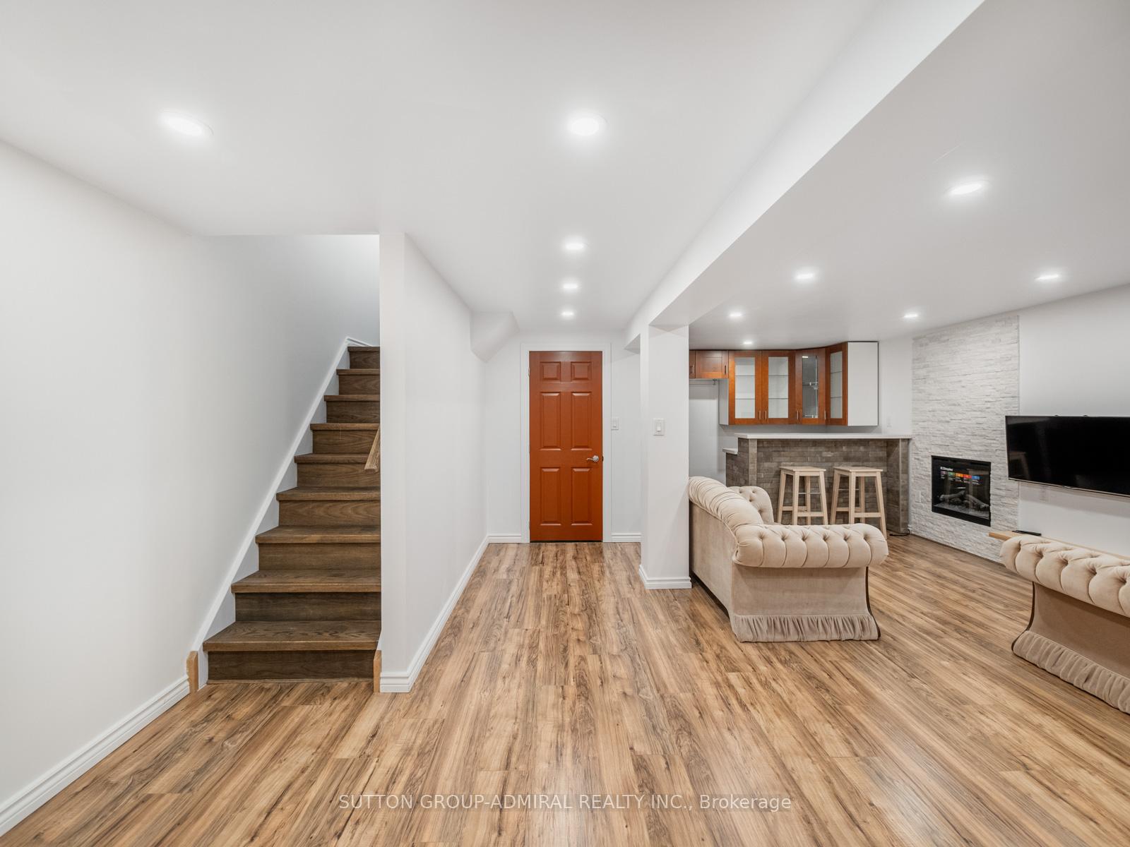 Photo 36 of 7 San Marko Place, Vaughan, East Woodbridge — HOMEH