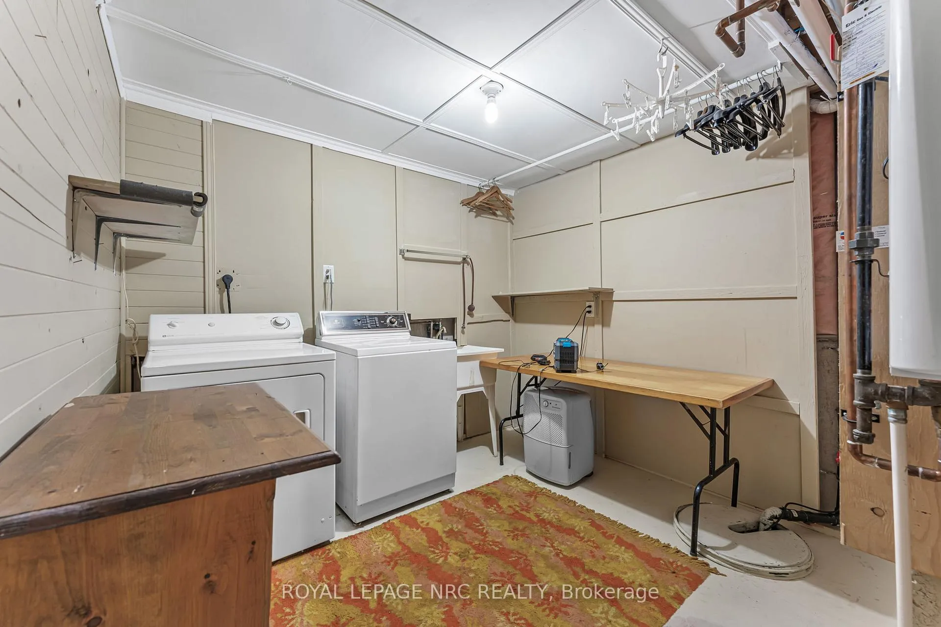 Photo 29 of 48 Bridgewater Court, Welland, N. Welland — HOMEH