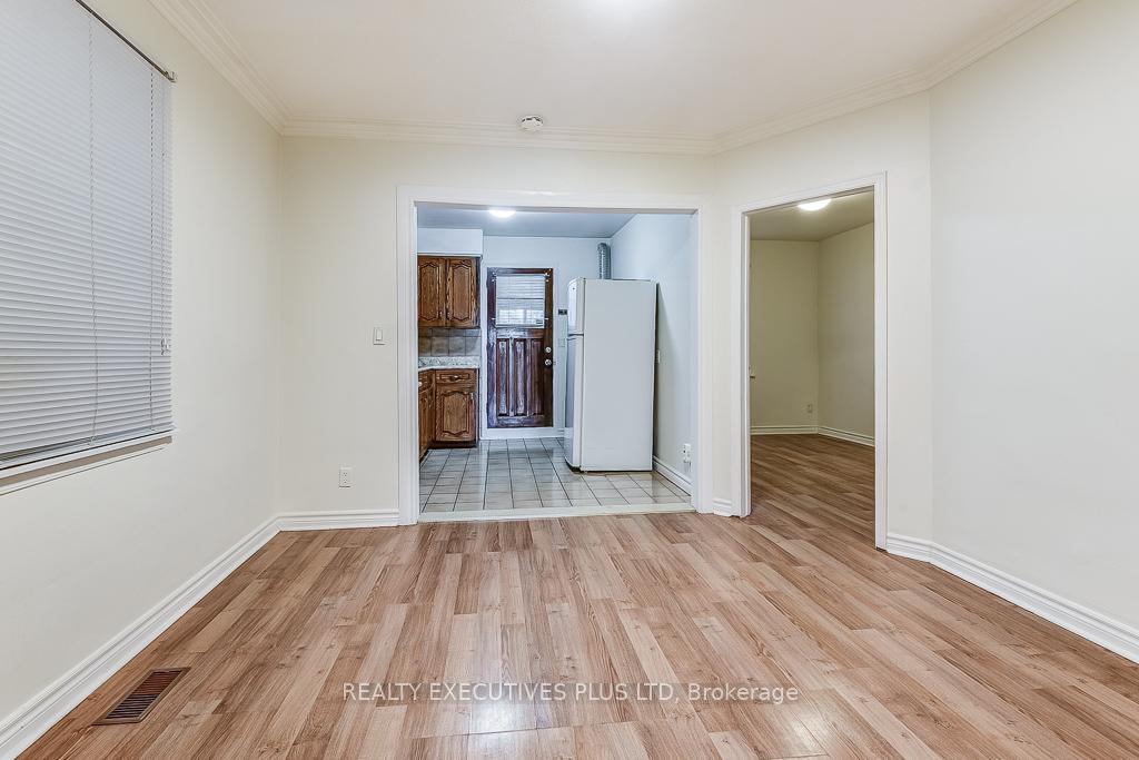 Photo 11 of 568 Rogers Road, Toronto, Keelesdale-Eglinton West — HOMEH