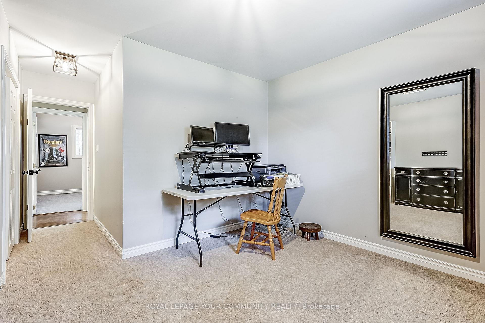 Photo 13 of 6 North Street, Uxbridge — HOMEH