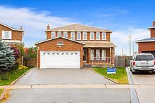 Photo 2 of 37 Cabinet Crescent, Vaughan, West Woodbridge — HOMEH