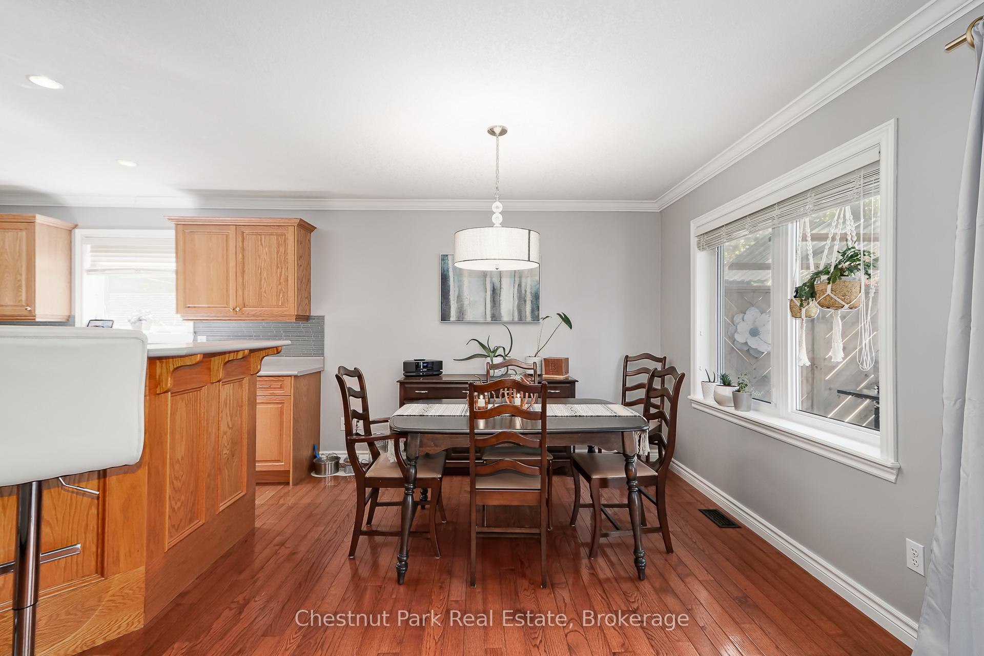 Photo 12 of 176 Melrose Avenue, Wasaga Beach — HOMEH