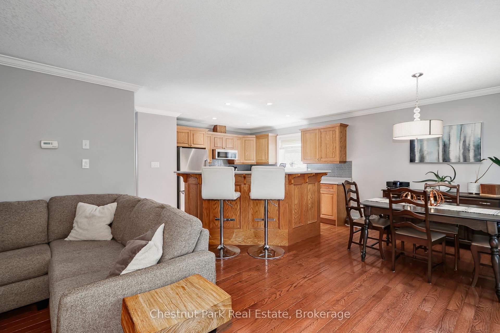 Photo 13 of 176 Melrose Avenue, Wasaga Beach — HOMEH