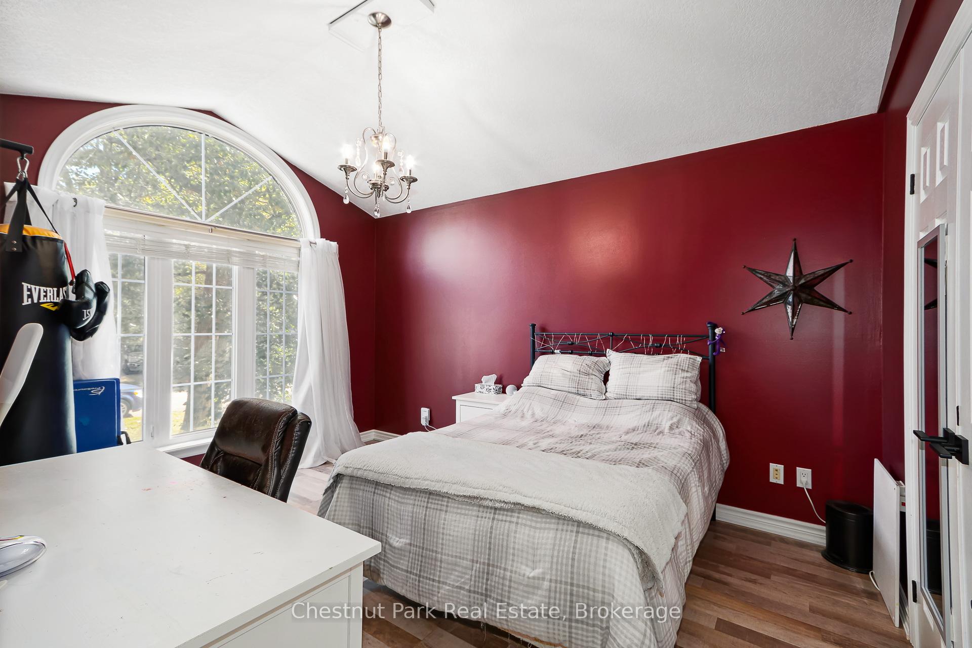 Photo 17 of 176 Melrose Avenue, Wasaga Beach — HOMEH