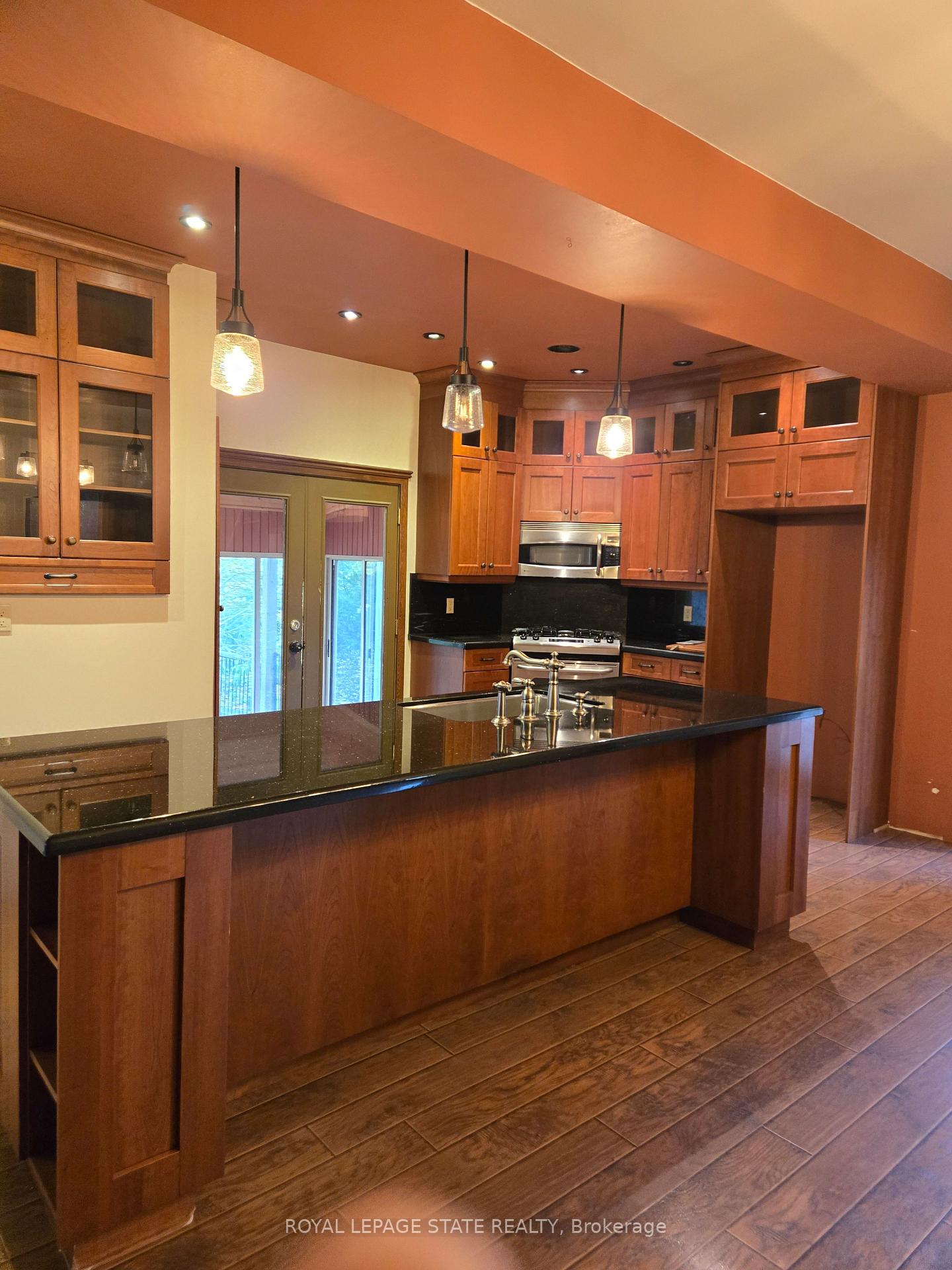 Photo 8 of 164 Thorold Road, Welland, N. Welland — HOMEH