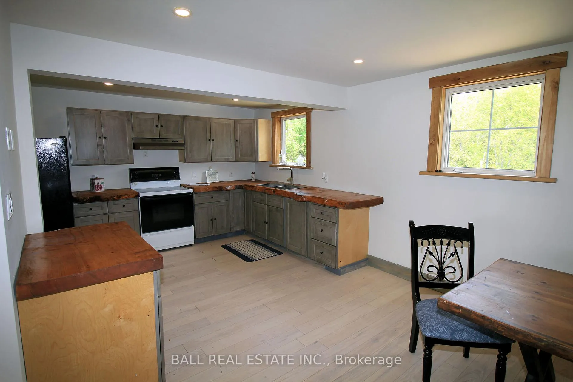 Photo 27 of 99 Moore Lane, Bancroft, Dungannon Ward — HOMEH