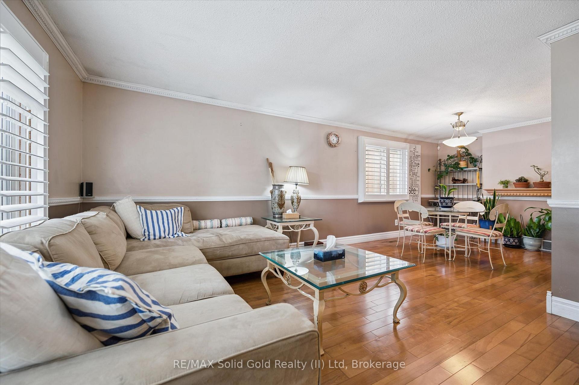 Photo 12 of 85 Christopher Drive, Waterloo — HOMEH