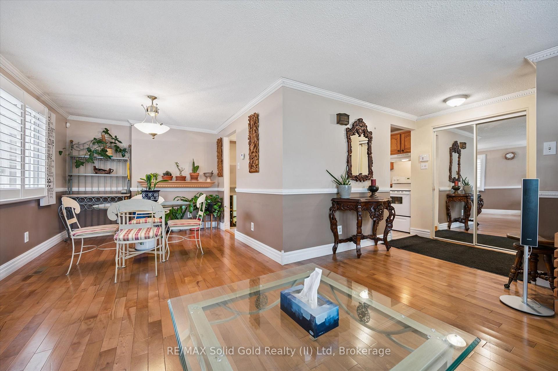 Photo 13 of 85 Christopher Drive, Waterloo — HOMEH
