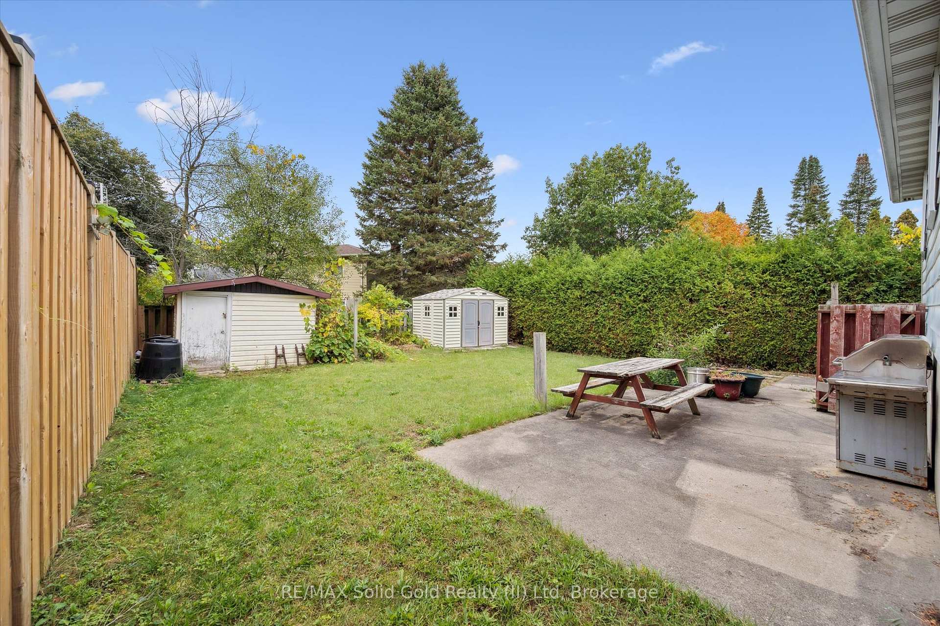 Photo 41 of 85 Christopher Drive, Waterloo — HOMEH