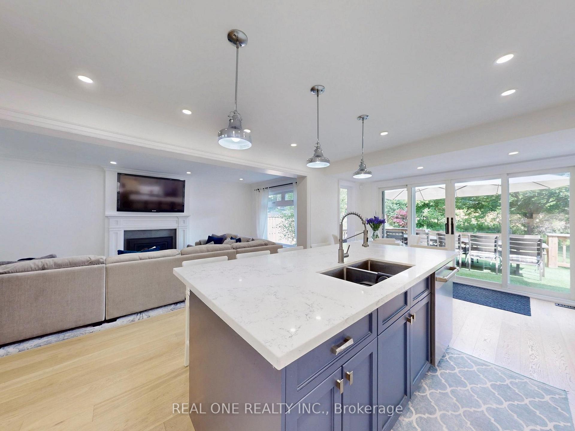 Photo 21 of 56 Marsh Harbour, Aurora, Aurora Highlands — HOMEH
