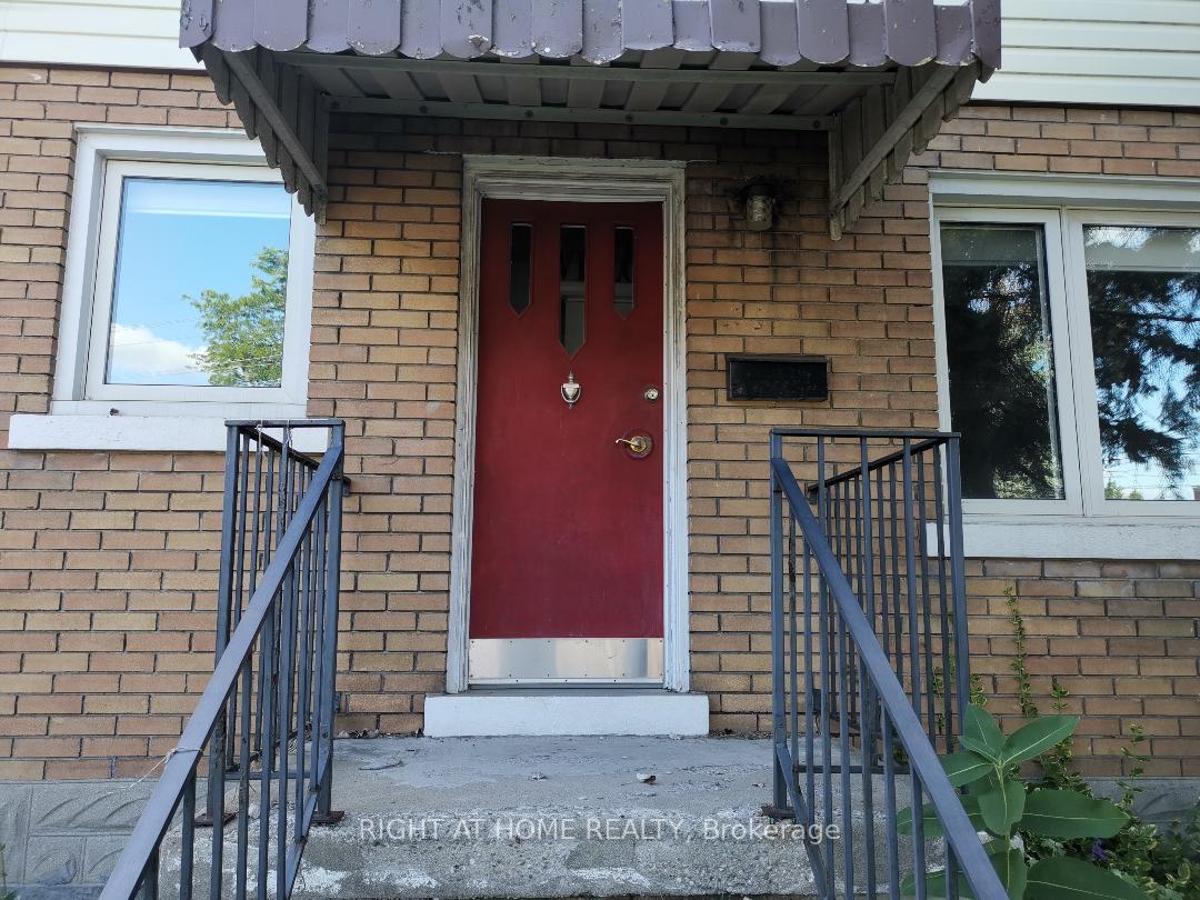 Photo 1 of 55 Weber Street S, Waterloo — HOMEH