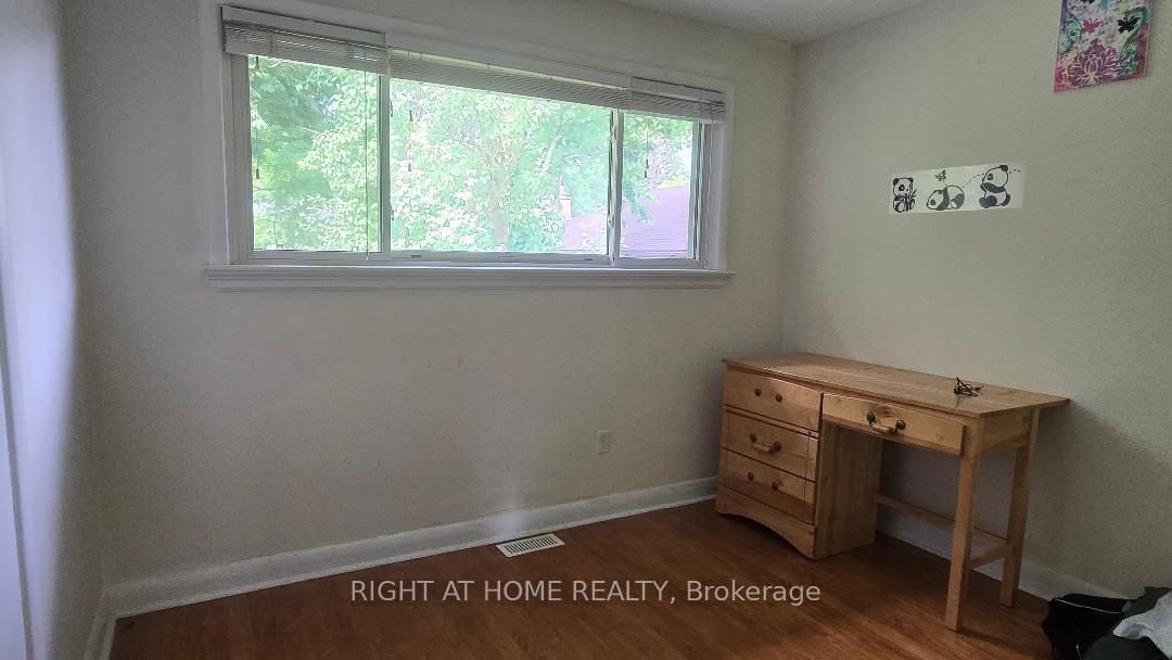 Photo 7 of 55 Weber Street S, Waterloo — HOMEH